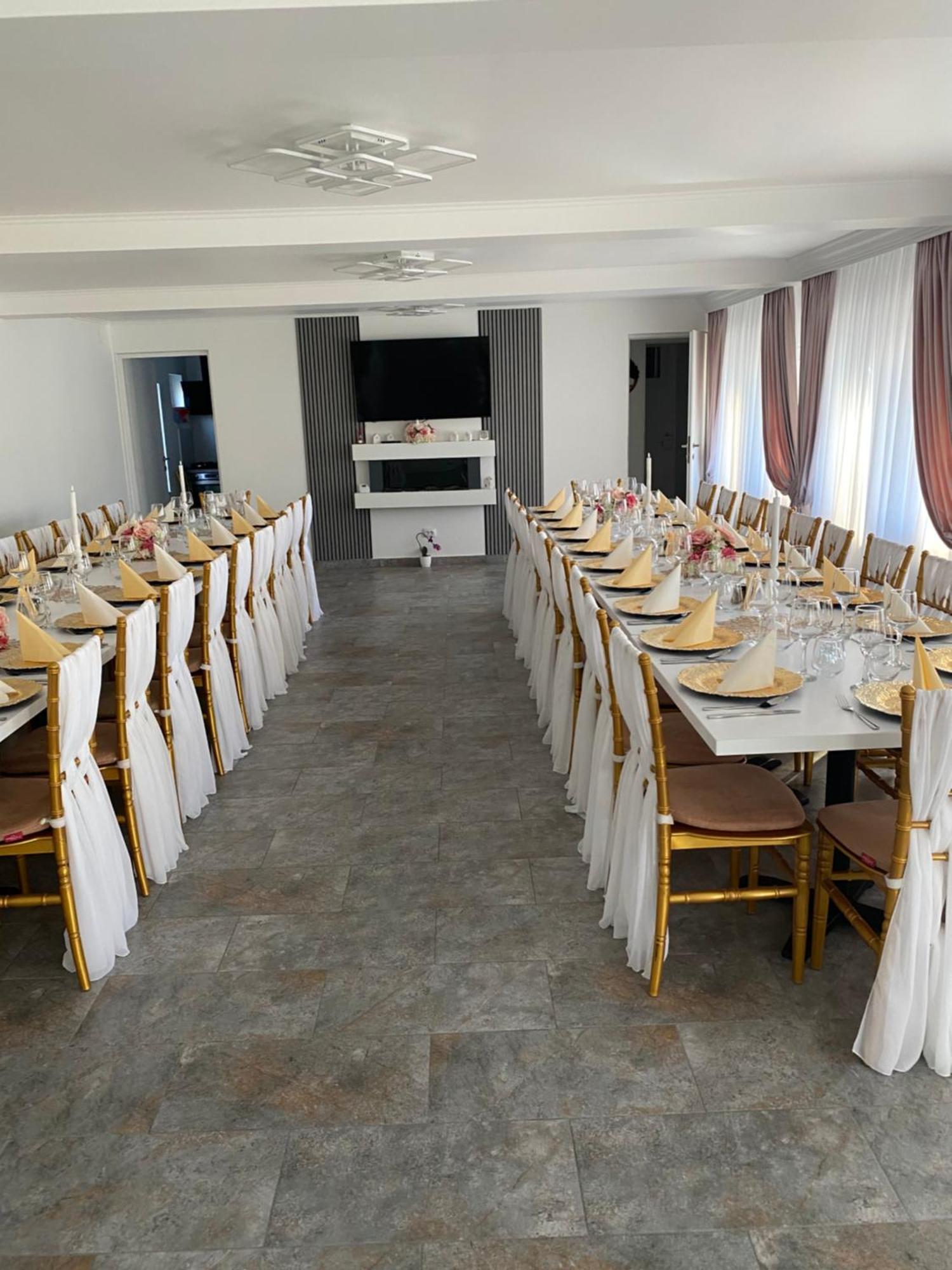 Casa Hoban Apartment Baia Mare Bagian luar foto