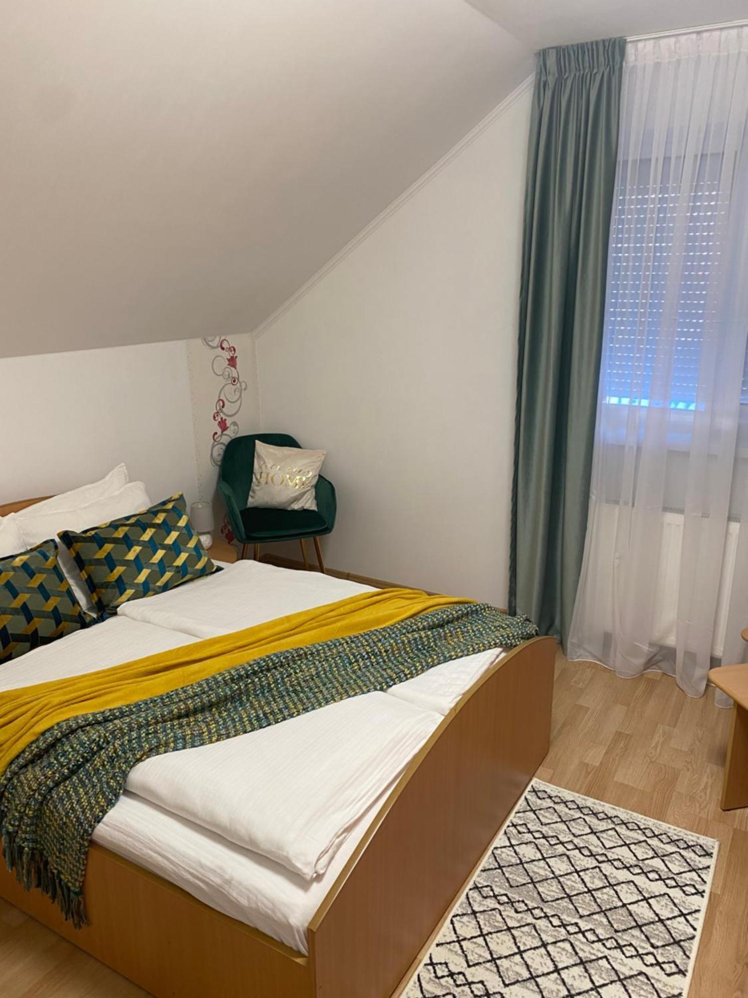 Casa Hoban Apartment Baia Mare Bagian luar foto