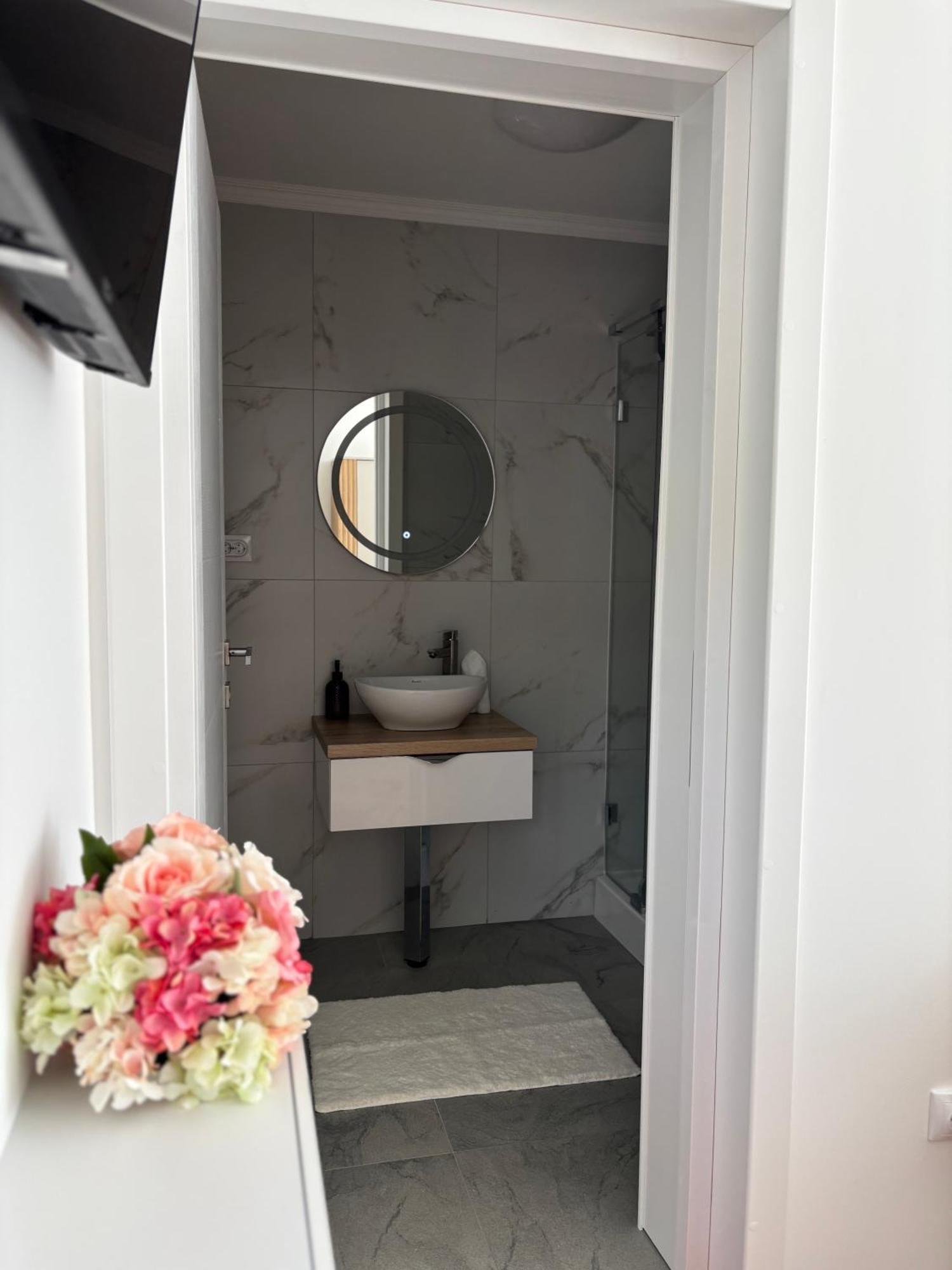 Casa Hoban Apartment Baia Mare Bagian luar foto